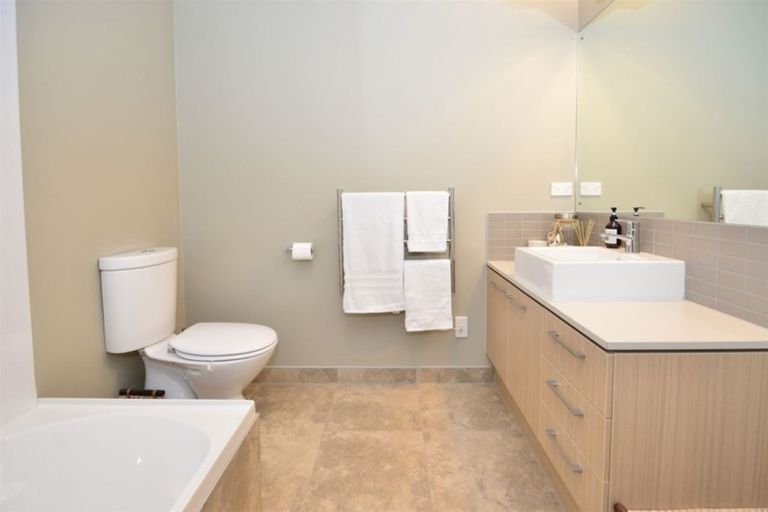 Photo of property in 9a Melia Place, Stanmore Bay, Whangaparaoa, 0932