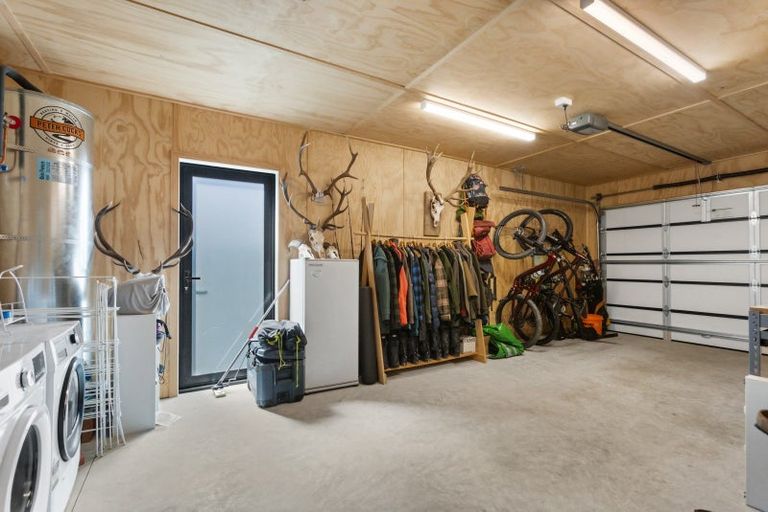 Photo of property in 38 Longview Drive, Lake Hawea, 9382