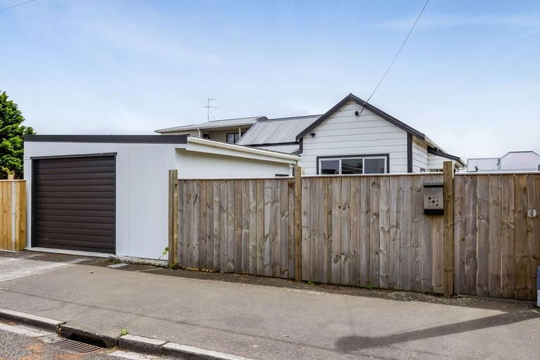 Photo of property in 9 Princes Street, Hawera, 4610