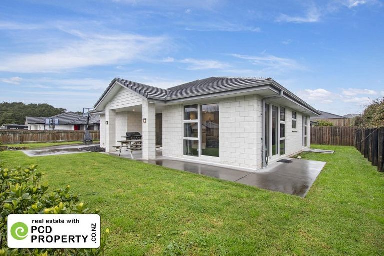Photo of property in 6 Tanner Place, Te Kamo, Whangarei, 0112