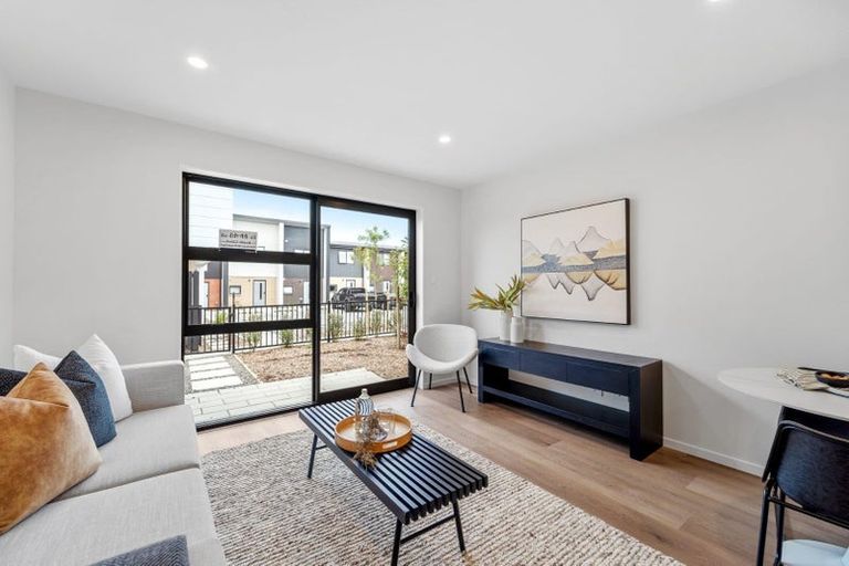 Photo of property in 339 Glengarry Road, Glen Eden, Auckland, 0602