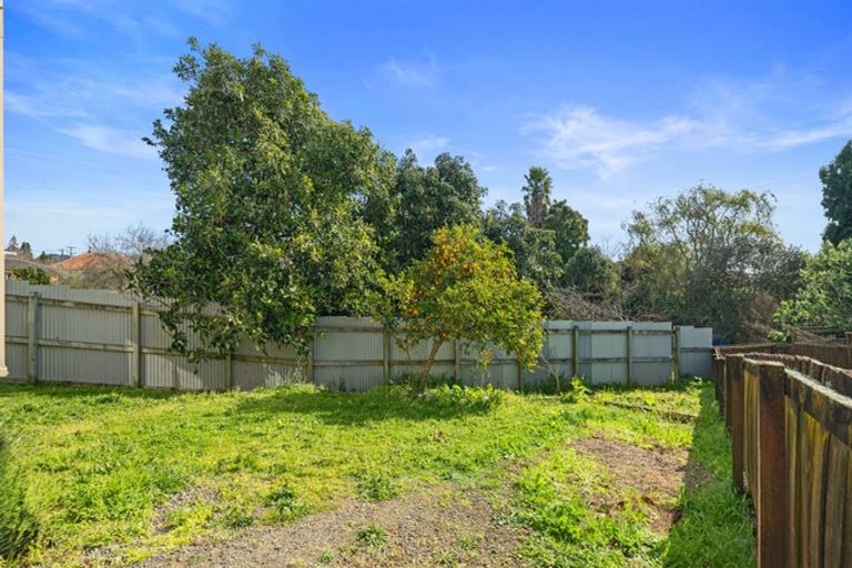 Photo of property in 6 Harris Street, Te Puke, 3119