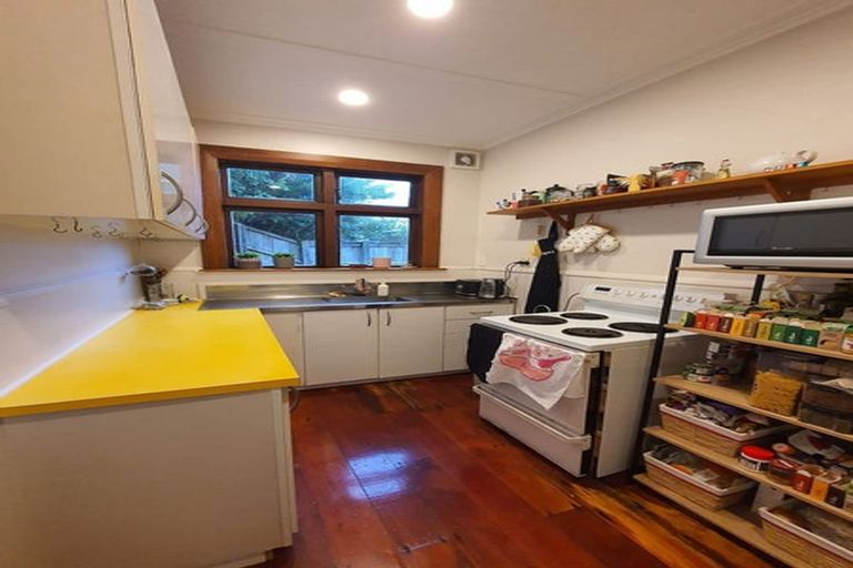 Photo of property in 43 Wilton Road, Wadestown, Wellington, 6012