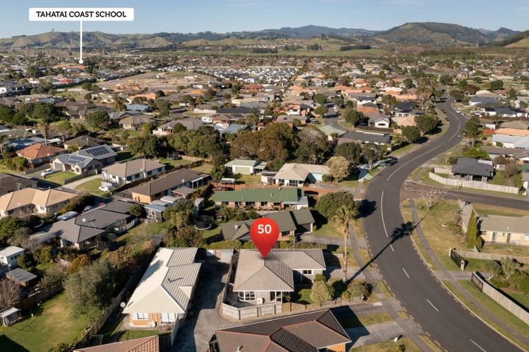 Photo of property in 50 Pacific View Road, Papamoa Beach, Papamoa, 3118