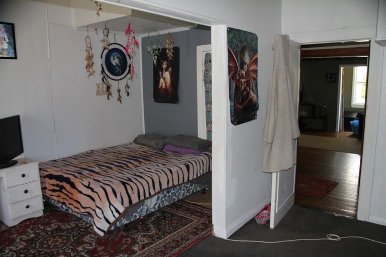 Photo of property in 31 Brougham Street, Westport, 7825