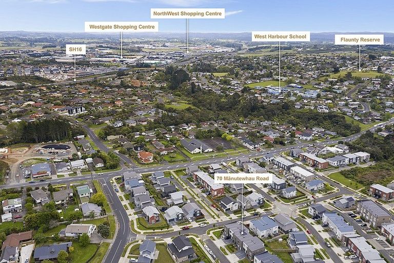 Photo of property in 70 Manutewhau Road, Massey, Auckland, 0614