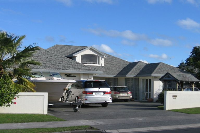 Photo of property in 62 Kath Hopper Drive, Orewa, 0931