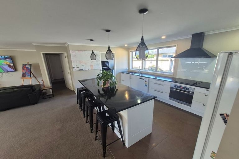 Photo of property in 112 Helenslee Road, Pokeno, 2472
