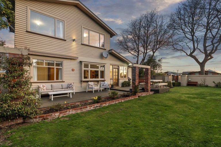 Photo of property in 2 Kenwyn Avenue, St Albans, Christchurch, 8052