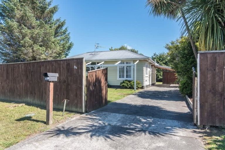 Photo of property in 34 Linwood Drive, Paraparaumu, 5032