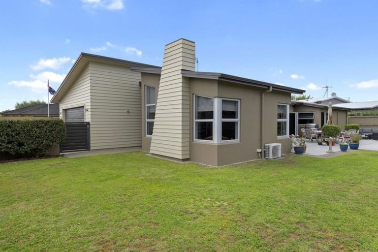 Photo of property in 56 Palliser Drive, Huntington, Hamilton, 3210