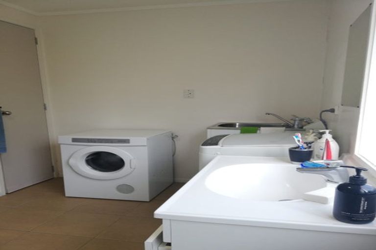 Photo of property in 163 Glamorgan Drive, Torbay, Auckland, 0630