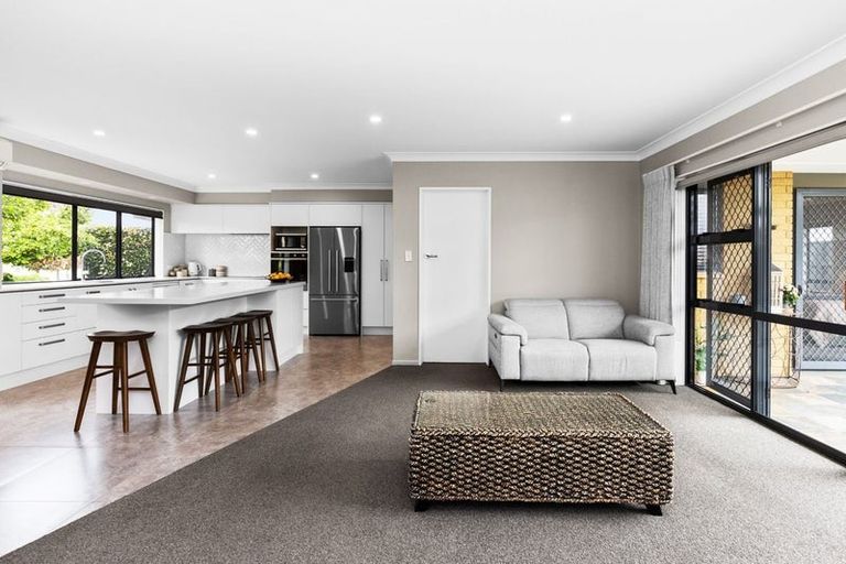 Photo of property in 126 Avenue Road, Greenmeadows, Napier, 4112