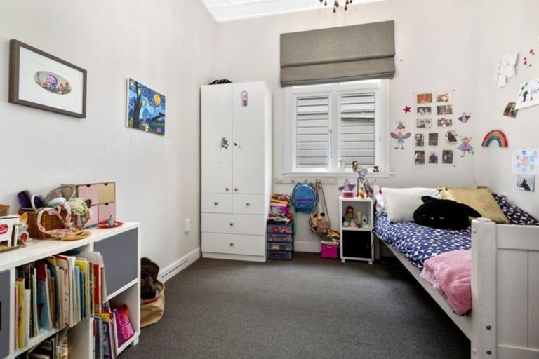 Photo of property in 18 Hohiria Road, Hataitai, Wellington, 6021