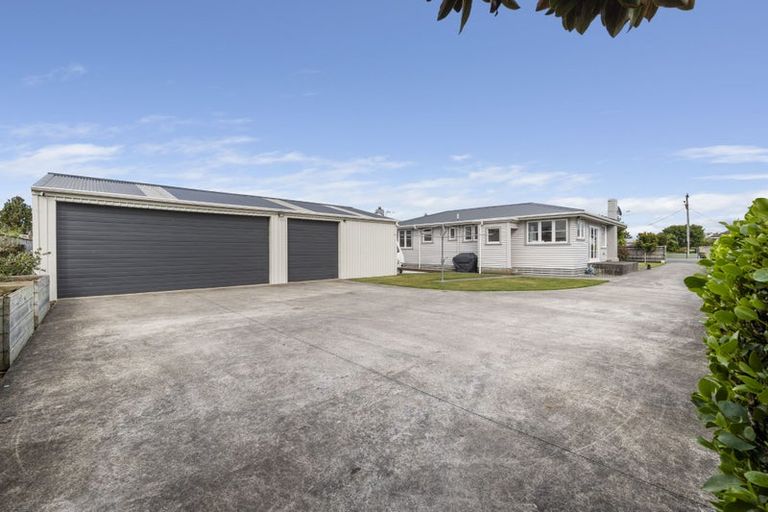 Photo of property in 162 Waihi Road, Hawera, 4610