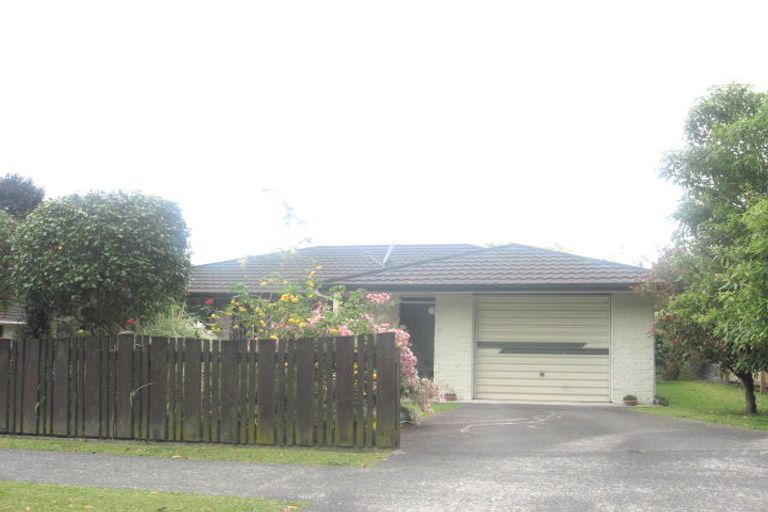 Photo of property in 2 Moehau Street, Te Puke, 3119