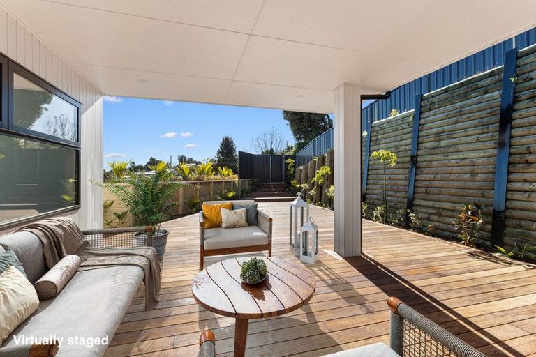 Photo of property in 228a Heta Road, Merrilands, New Plymouth, 4312