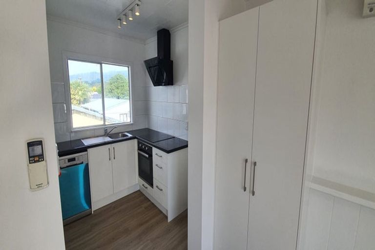 Photo of property in 41 Mcparland Street, Ebdentown, Upper Hutt, 5018