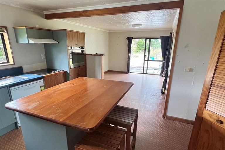 Photo of property in 3 Whataroa Highway, Whataroa, 7886