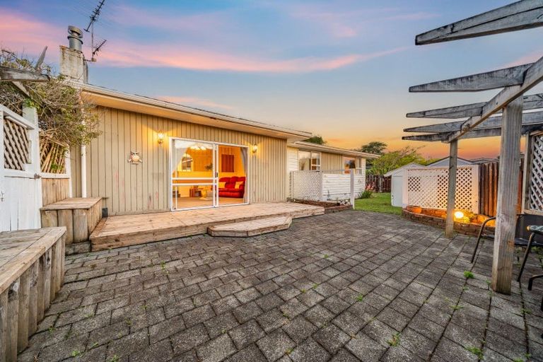 Photo of property in 20 Haylock Grove, Totara Park, Upper Hutt, 5018