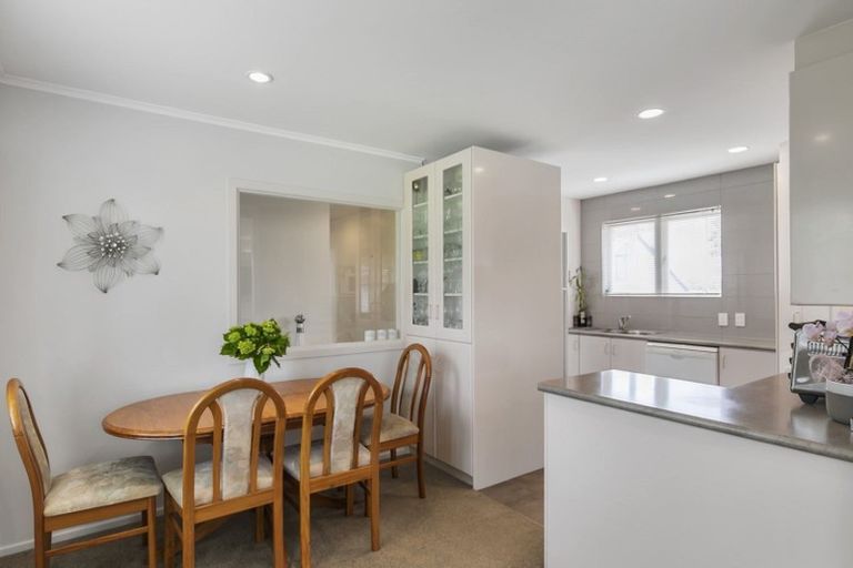 Photo of property in 272 Rangatira Road, Beach Haven, Auckland, 0626