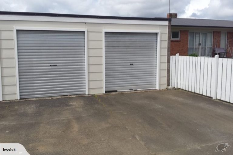 Photo of property in 1/6 Opaheke Road, Papakura, 2110