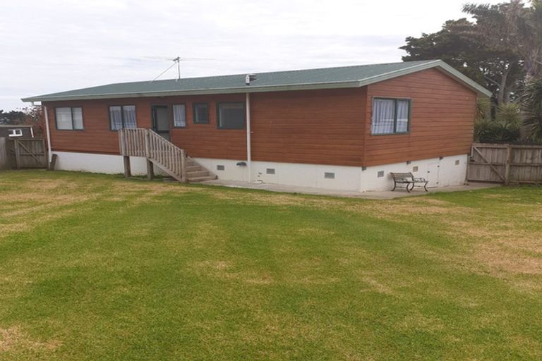 Photo of property in 91 Victoria Avenue, Waiuku, 2123