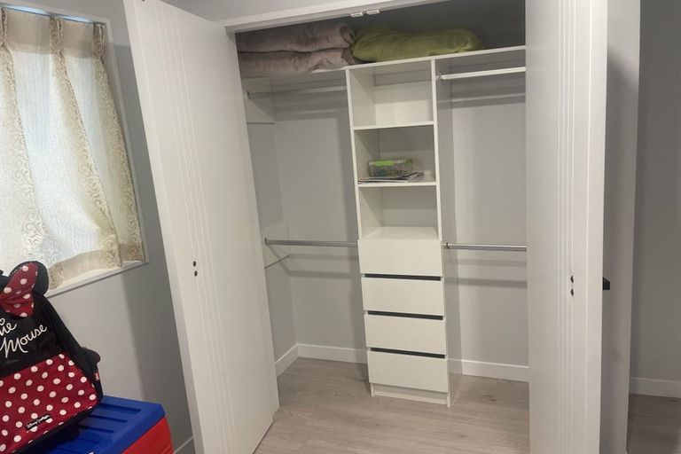 Photo of property in 16a Imperial Place, Henderson, Auckland, 0612