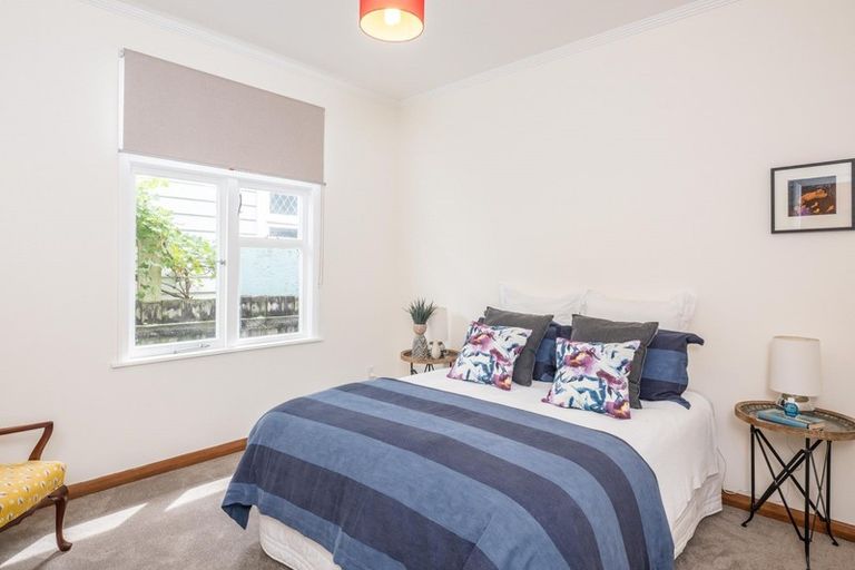 Photo of property in 23 Resolution Street, Lyall Bay, Wellington, 6022