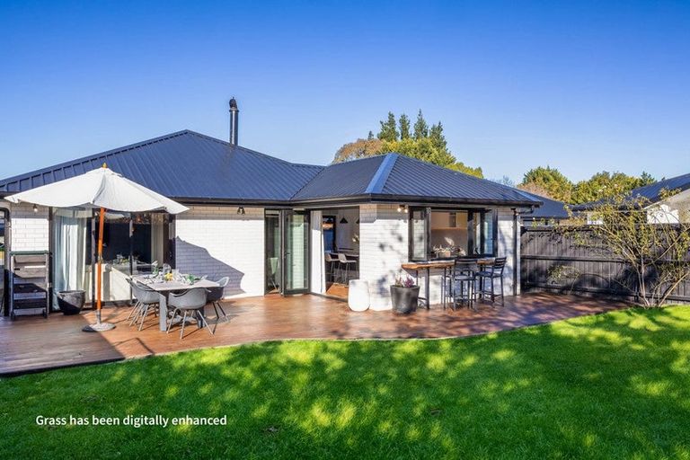 Photo of property in 29 Tara Crescent, Woodend, 7610