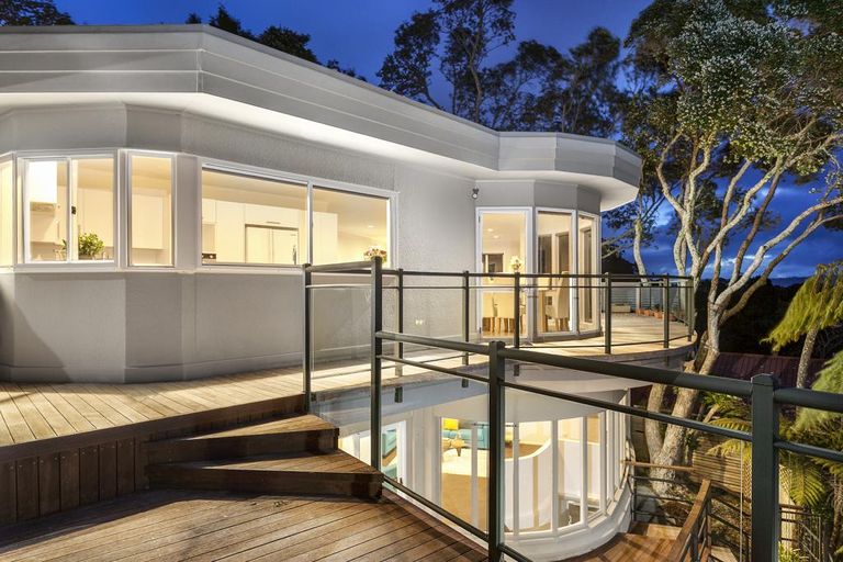 Photo of property in 57 Kohu Road, Titirangi, Auckland, 0604