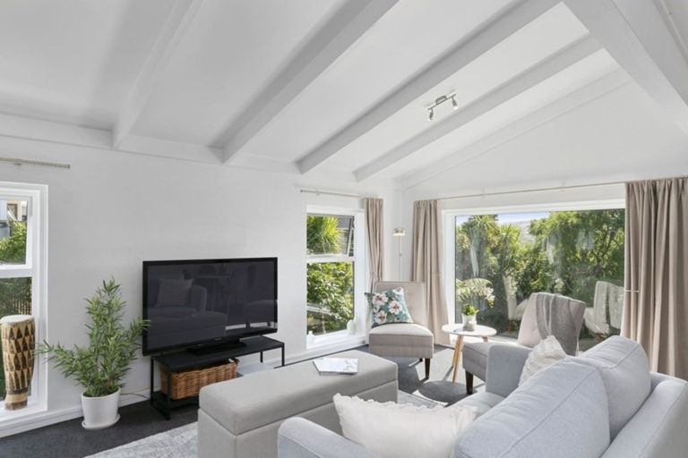 Photo of property in 33b Cambrian Street, Churton Park, Wellington, 6037