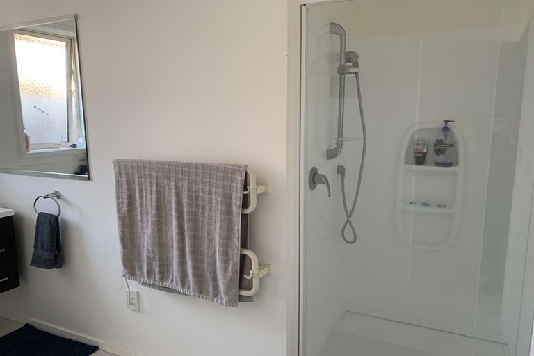 Photo of property in 20 Edgeview Crescent, Fitzroy, Hamilton, 3206