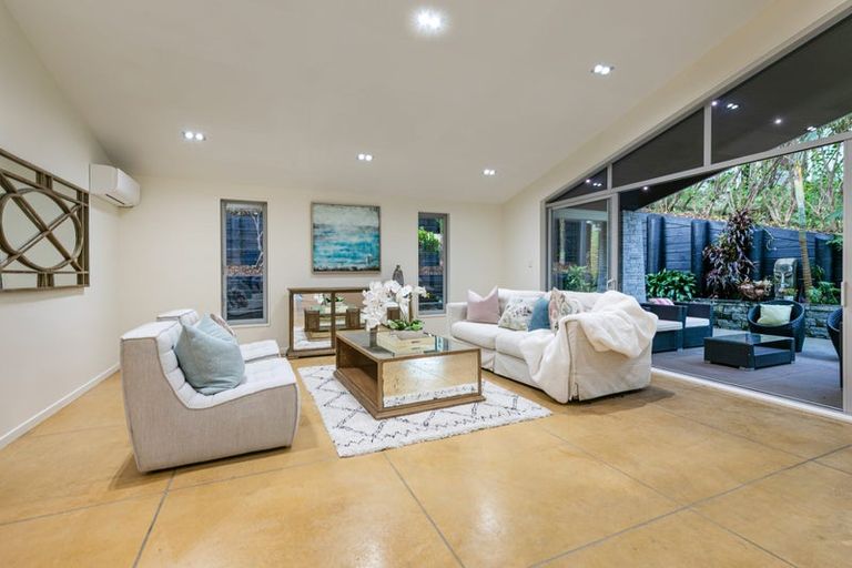 Photo of property in 177a Upper Harbour Drive, Greenhithe, Auckland, 0632