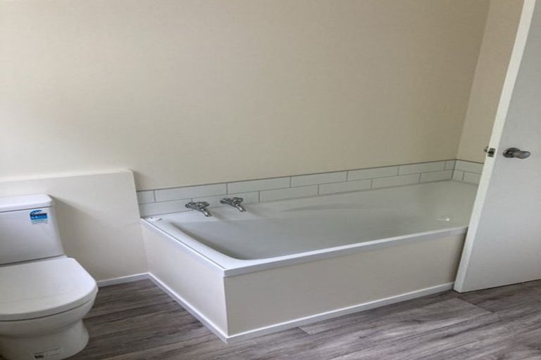 Photo of property in 21f6 Dee Street, Island Bay, Wellington, 6022