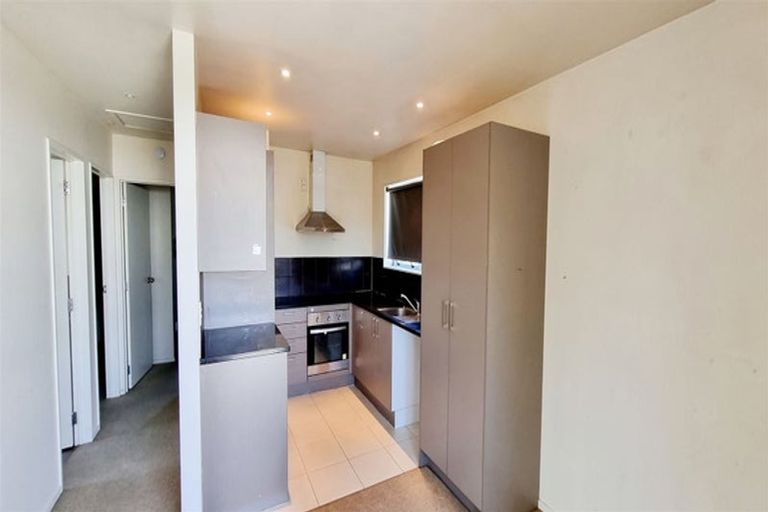 Photo of property in 1/92 Portage Road, New Lynn, Auckland, 0600