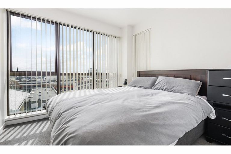 Photo of property in 1193unit Hinemoa Street, Rotorua, 3010