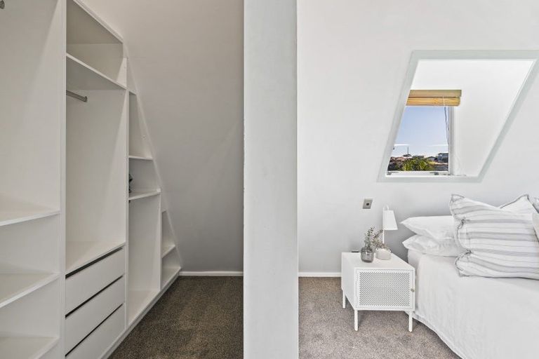 Photo of property in 6 Fitzroy Road, Bluff Hill, Napier, 4110