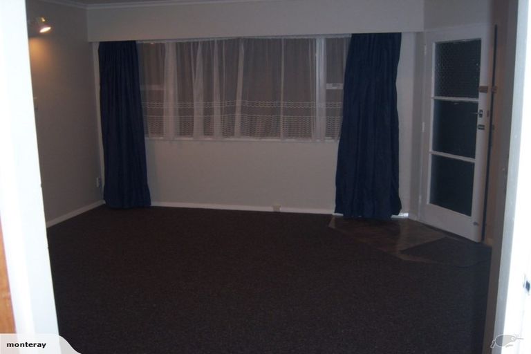 Photo of property in 94-96 Chelwood Street, Takaro, Palmerston North, 4412