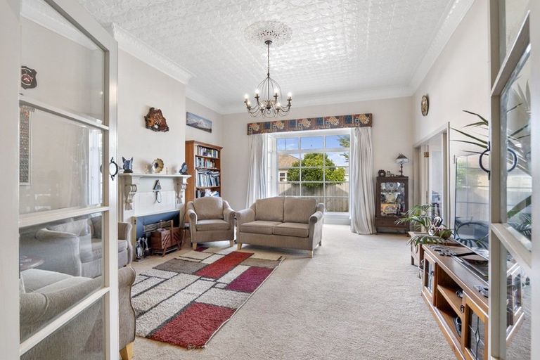 Photo of property in 26 Regan Street, Stratford, 4332