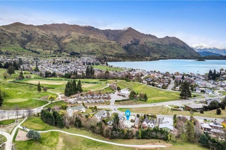 Photo of property in 86 Macpherson Street, Wanaka, 9305
