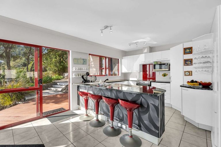 Photo of property in 55 Motuhoa Road, Tairua, 3508