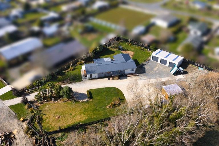 Photo of property in 12 Achray Street, Waiau, 7332