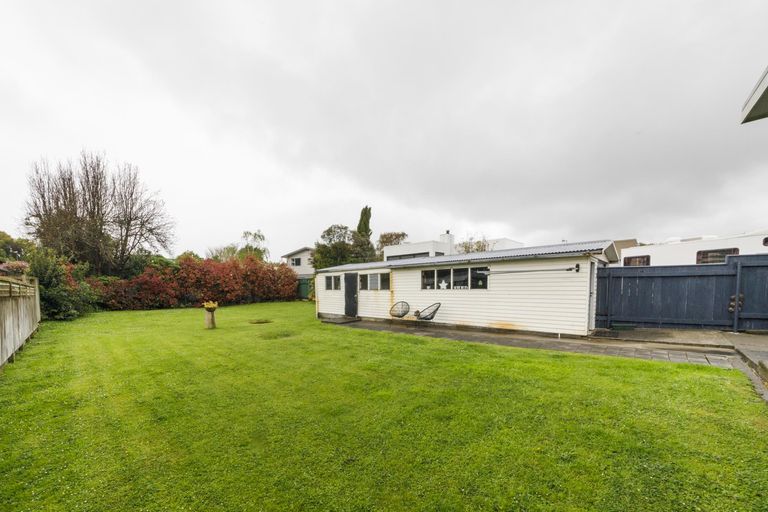 Photo of property in 643 Ferguson Street, Terrace End, Palmerston North, 4410