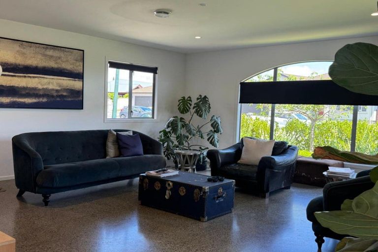 Photo of property in 101 Russell Robertson Drive, Havelock North, 4130