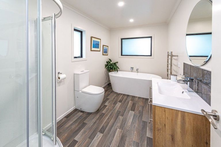 Photo of property in 3 Photinia Place, Aramoho, Whanganui, 4500