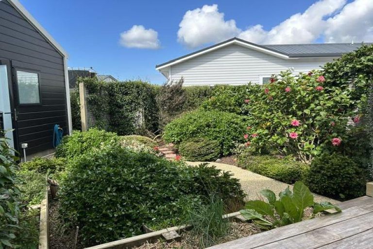 Photo of property in 14 Boathouse Bay Lane, Snells Beach, 0920