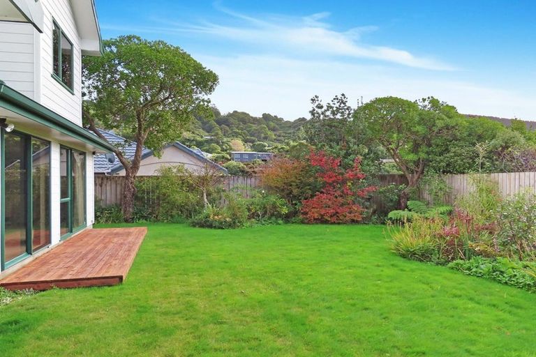 Photo of property in 122 Redvers Drive, Belmont, Lower Hutt, 5010