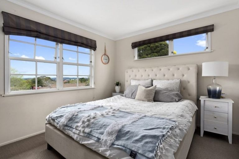 Photo of property in 16 Kintara Drive, Massey, Auckland, 0614