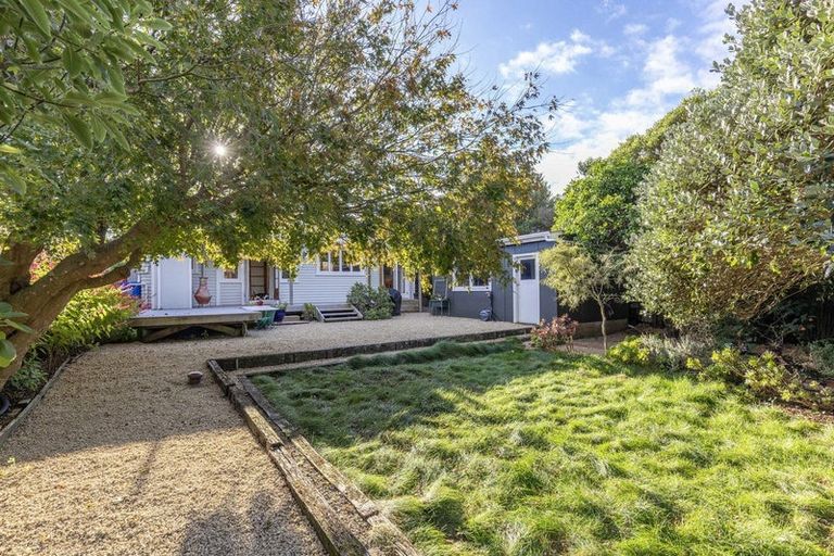 Photo of property in 144 Tilley Road, Paekakariki, 5034